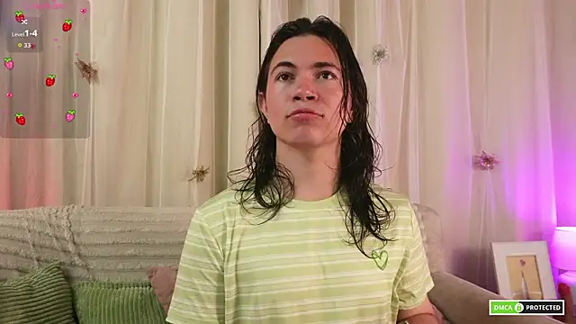 cute erelis  online show from February 8, 3:23 am