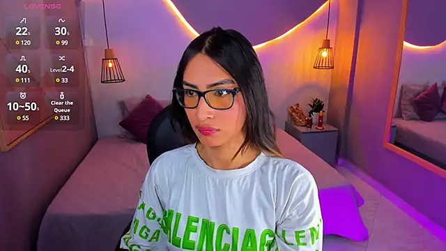 CherryLady19  online show from March 10, 1:00 pm