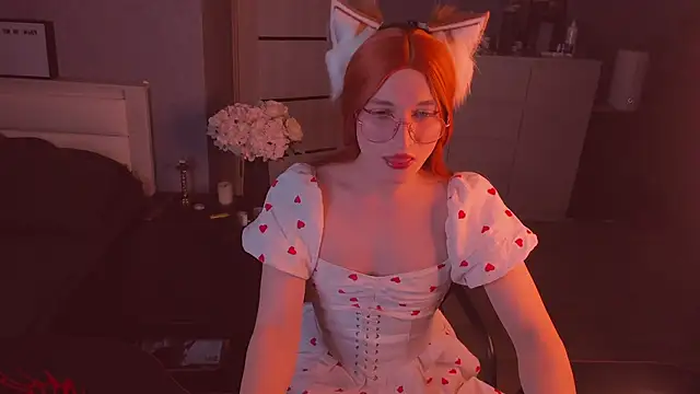 foxy jpg online show from November 8, 10:21 pm