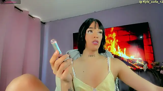 kylesofia online show from January 15, 1:09 pm