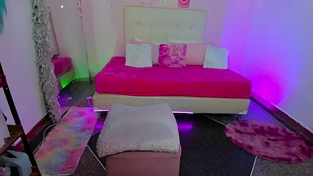 ScarlettDreamss7 online show from September 9, 2:10 am