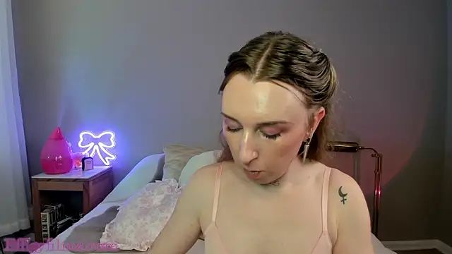 StarDuvall online show from February 27, 9:54 pm