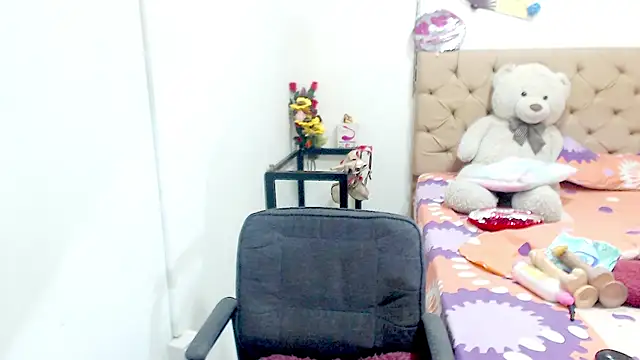 Dolldirtyxxx online show from September 14, 5:23 am