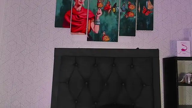 Selena fox7 online show from October 18, 4:38 am