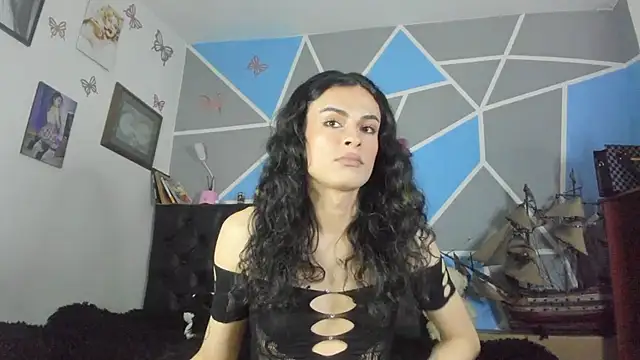 Snapshot of Meghan_hott chatting on October 6, 7:19 am Meghan hott online show from October 6, 7:19 am