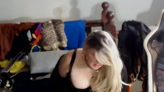 emmex671 online show from November 10, 7:53 am