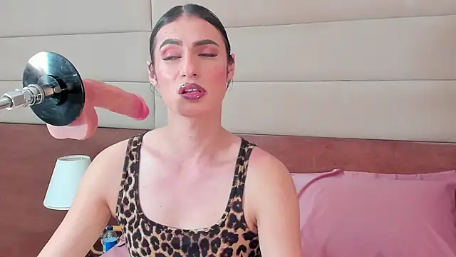 shantall skinny online show from October 19, 3:43 am