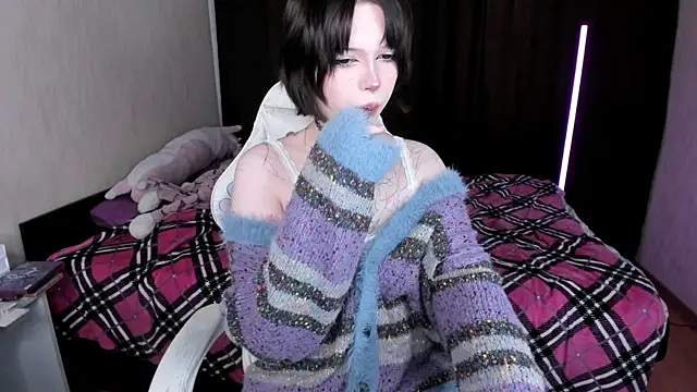 amelia mays xx online show from October 7, 8:26 am