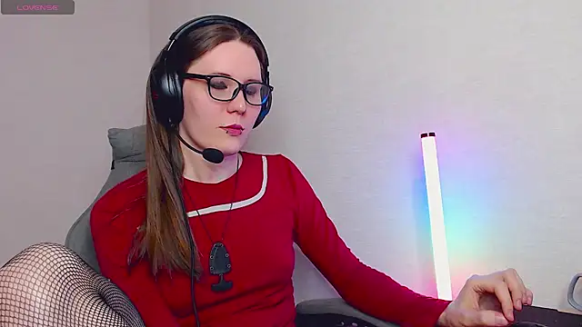 tracy crow online show from March 17, 9:08 pm