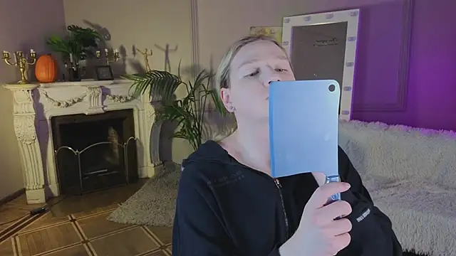 Jes Solar online show from November 5, 9:47 pm