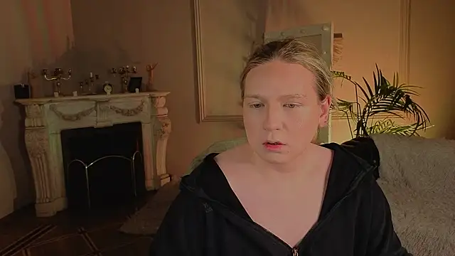 Jes Solar online show from February 4, 9:52 pm