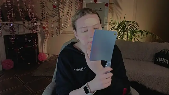 Jes Solar online show from February 21, 10:24 pm