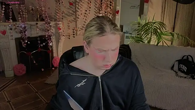 Jes Solar online show from February 25, 10:47 pm