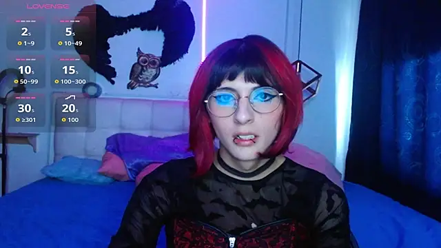 Snapshot of goth_minerva chatting on September 25, 2:02 pm goth minerva online show from September 25, 2:02 pm