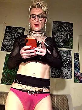 Sissy Cindy Whore online show from December 17, 8:03 pm