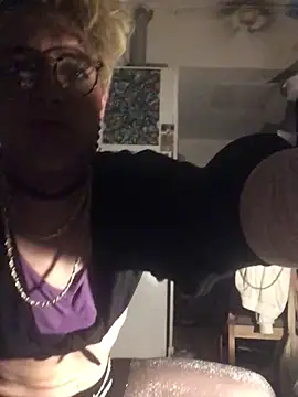 Sissy Cindy Whore online show from March 31, 10:34 pm