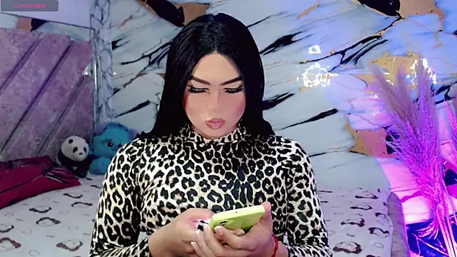 kushina uzumaki75 online show from April 14, 3:55 am