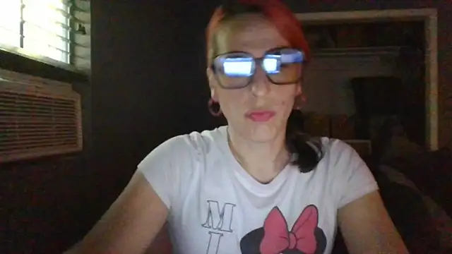 mayra mayhem online show from April 15, 3:17 pm