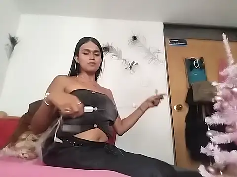 chicadulcemiel-2025 online show from October 28, 6:39 pm