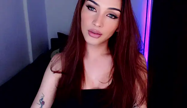 Alicegreenexx online show from February 24, 4:33 pm