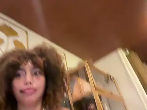 itsAmericanFucker online show from February 6, 4:34 pm