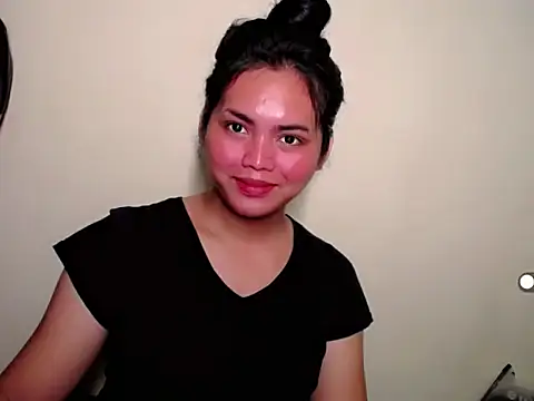 zhillycate online show from September 18, 1:11 am