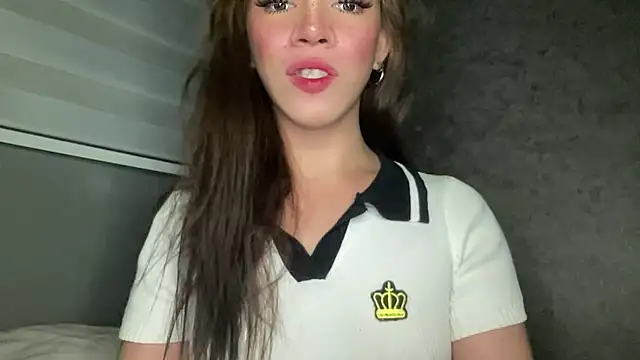 Snapshot of Misselliefayexxx chatting on October 20, 8:34 pm Misselliefayexxx online show from October 20, 8:34 pm