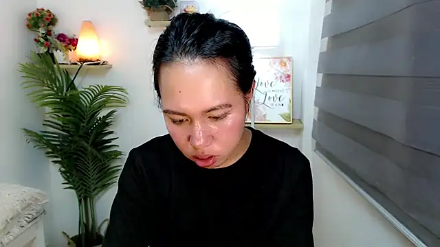 kimbratx online show from September 22, 1:11 am