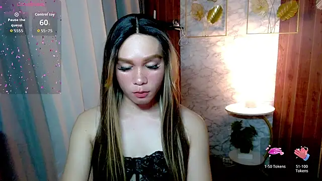 Snapshot of pinay_hugeCockxx chatting on October 15, 3:45 pm pinay hugeCockxx online show from October 15, 3:45 pm