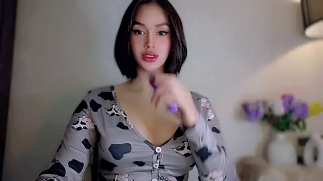 anna lala7 online show from April 12, 8:23 pm