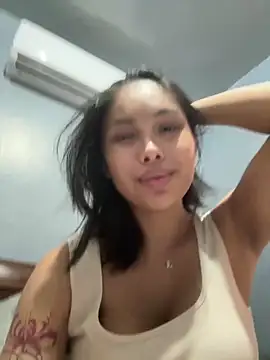 Snapshot of Griselda_beatriz3 chatting on October 20, 8:50 am Griselda beatriz3 online show from October 20, 8:50 am