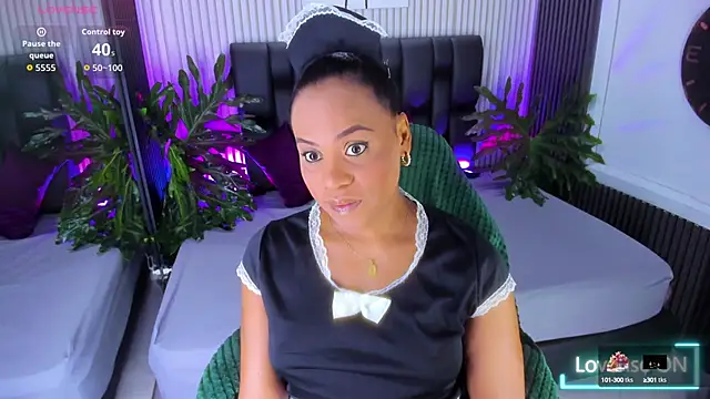 Snapshot of AriebonyBrooke chatting on October 10, 12:17 pm AriebonyBrooke online show from October 10, 12:17 pm