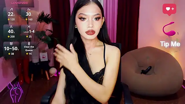 Snapshot of Asianprincess69 chatting on October 16, 12:00 am Asianprincess69 online show from October 16, 12:00 am