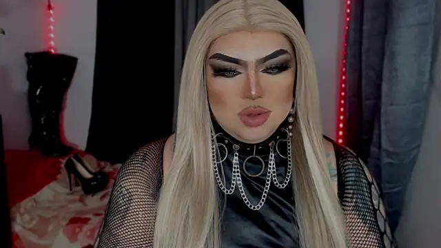 michellevixen922 online show from December 20, 11:54 pm