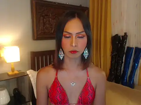 Nathalieheartt online show from October 3, 3:06 am