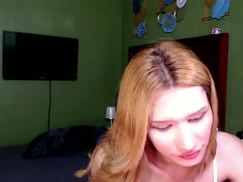 SerenaCortesi online show from September 19, 11:49 am