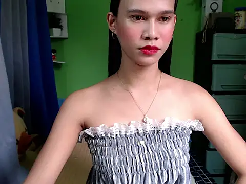 urseductivebarbie xx online show from March 14, 1:53 am