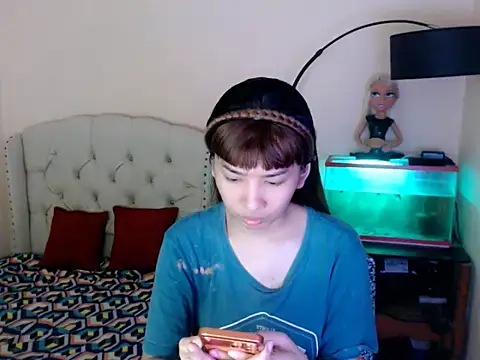 ShantalFoxxy  online show from February 14, 8:10 am