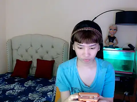 ShantalFoxxy  online show from February 27, 1:44 am