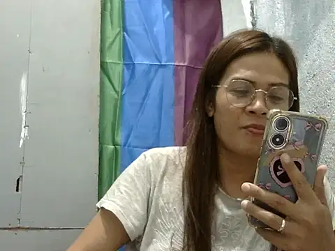 juicycum069 online show from March 19, 10:59 am