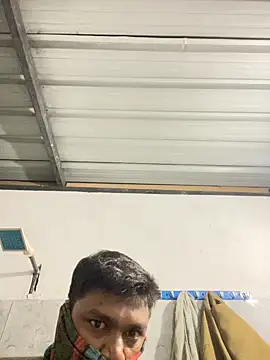 femboyslqueen online show from January 18, 10:40 pm