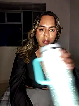 Lavignebr online show from November 30, 1:08 am