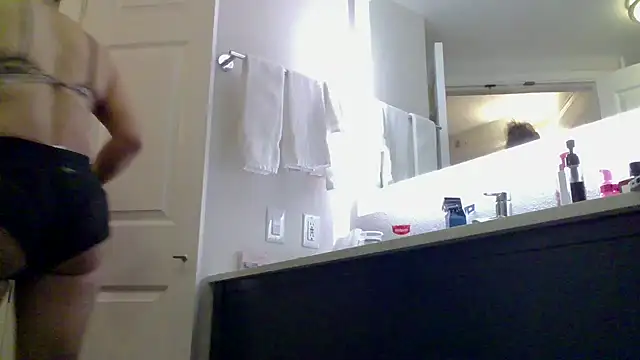 BigBootyCDTsJess online show from January 8, 3:43 am