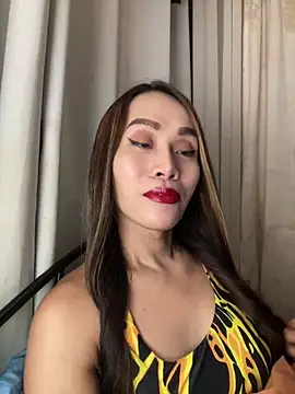 RomanticPearlTS online show from April 14, 1:38 pm