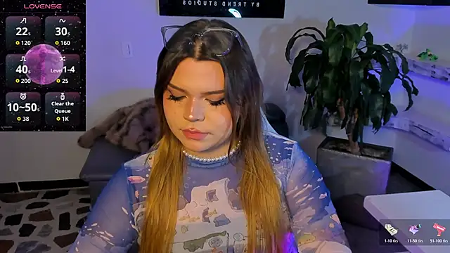 Maxxxine1 online show from November 15, 11:14 pm