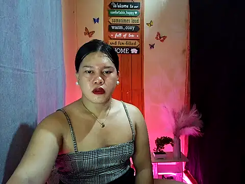 mika lover online show from September 22, 9:58 am