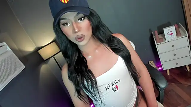 Snapshot of SexGoddess_Seraphina chatting on October 16, 10:53 pm SexGoddess Seraphina online show from October 16, 10:53 pm