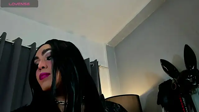 Snapshot of MagnaCumLoader17 chatting on October 19, 3:43 am MagnaCumLoader17 online show from October 19, 3:43 am