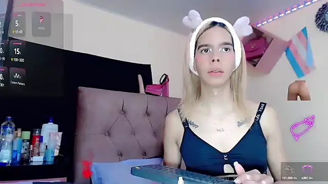 Snapshot of Percy-99 chatting on September 23, 6:52 am Percy-99 online show from September 23, 6:52 am