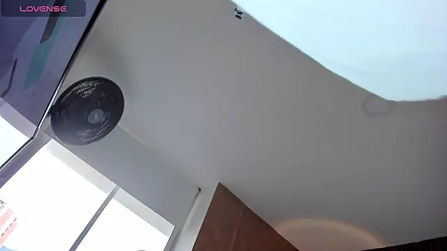 sweet  vanessa1 online show from March 24, 10:04 pm